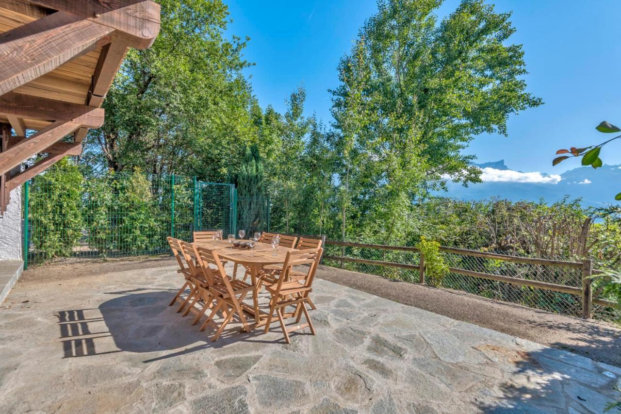 Appartement Vue Montagnarde - Welkeys กงบลู ภายนอก รูปภาพ
